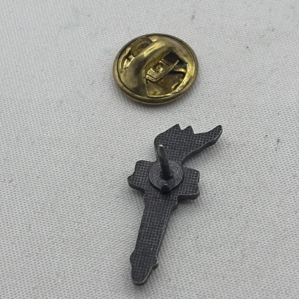 Statue Of Liberty Torch USA Patriotic Silver Tone Lapel Hat Pin Accessory